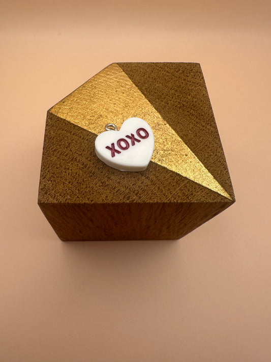 Xoxo White Charms/Breloques